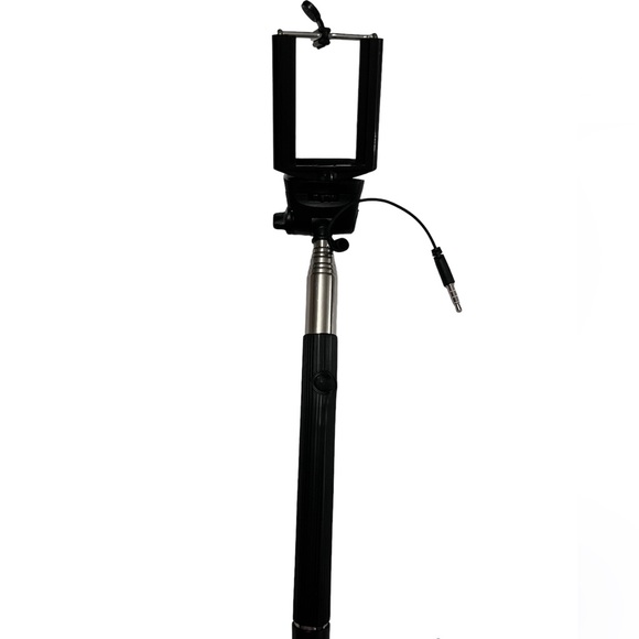 Selfie Stick with built in Shutter Release - Picture 2 of 6